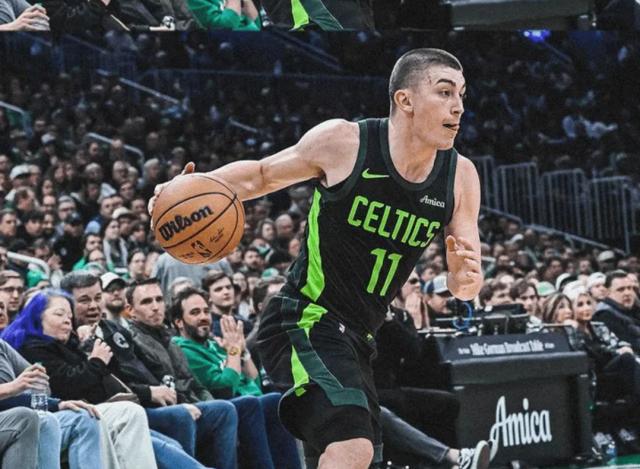 V站体育直播-单节51分射爆快艇！凯尔特人仍是联盟独一档球队