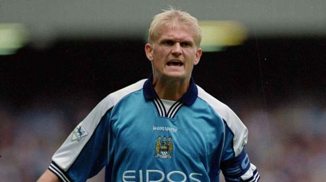 V站体育赛事-当年基恩踢伤父亲 对曼联进3球 哈兰德为父报仇？